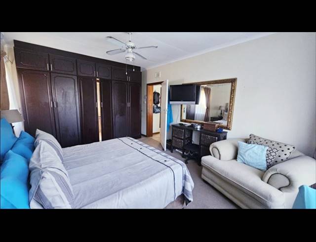 4 BEDROOM FREESTANDING FOR SALE IN SCOTTBURGH SOUTH